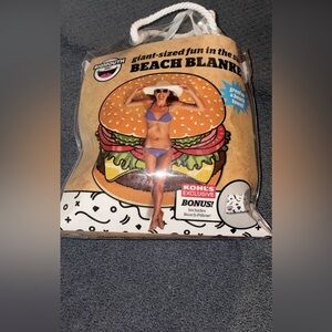 Hamburger beach towel